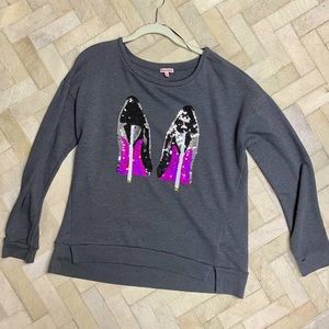 EUC Juicy Couture Sweatshirt. XL